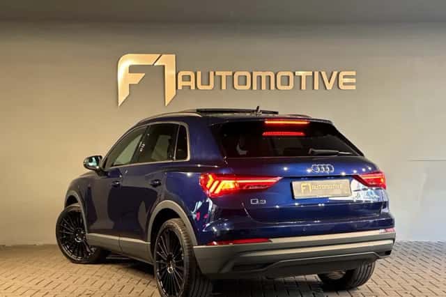 Audi Q3 (2021) thumbnail 8