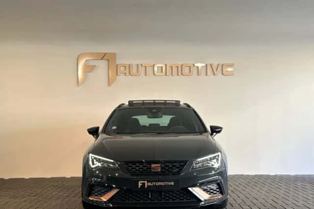 SEAT Leon (2019) thumbnail 9