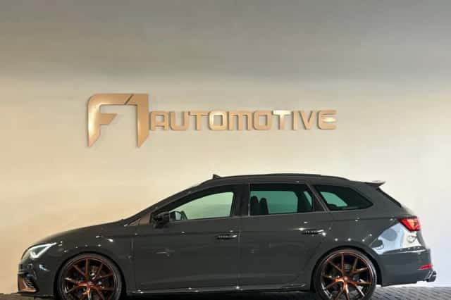 SEAT Leon (2019) thumbnail 10