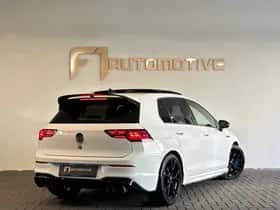 Volkswagen Golf (2021) thumbnail 3