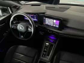 Volkswagen Golf (2021) thumbnail 37