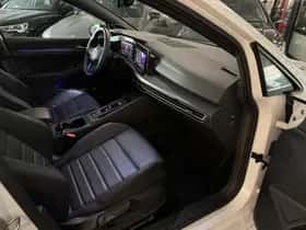 Volkswagen Golf (2021) thumbnail 38