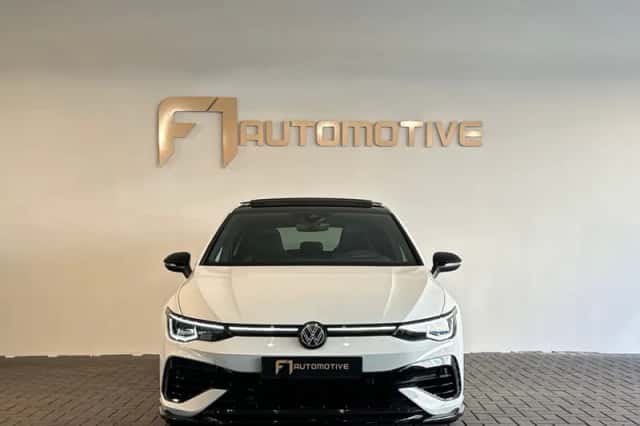 Volkswagen Golf (2021) thumbnail 9