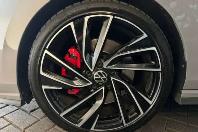 Volkswagen Golf (2021) thumbnail 13