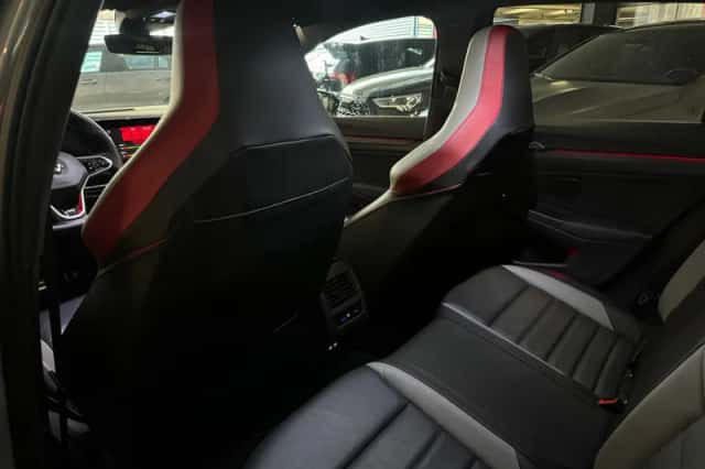 Volkswagen Golf (2021) thumbnail 27