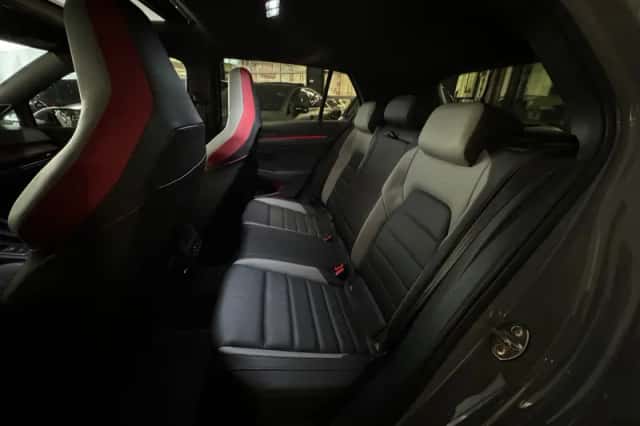 Volkswagen Golf (2021) thumbnail 28