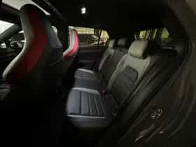 Volkswagen Golf (2021) thumbnail 28