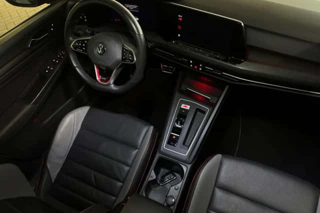 Volkswagen Golf (2021) thumbnail 30