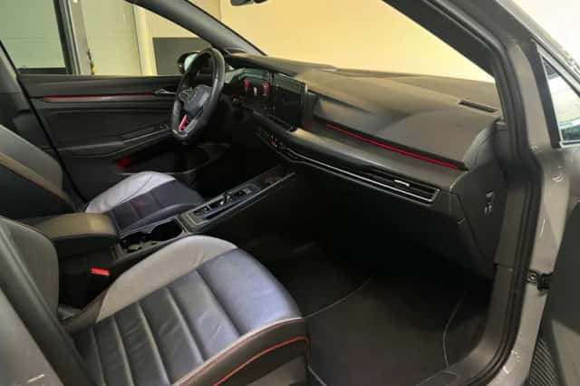 Volkswagen Golf (2021) thumbnail 31