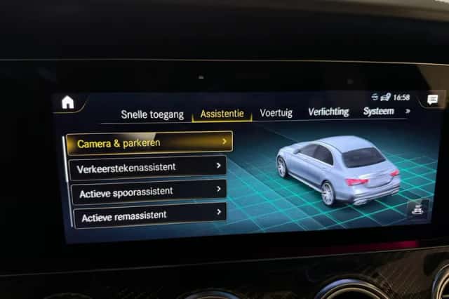 Mercedes-Benz E-Klasse (2021) thumbnail 32