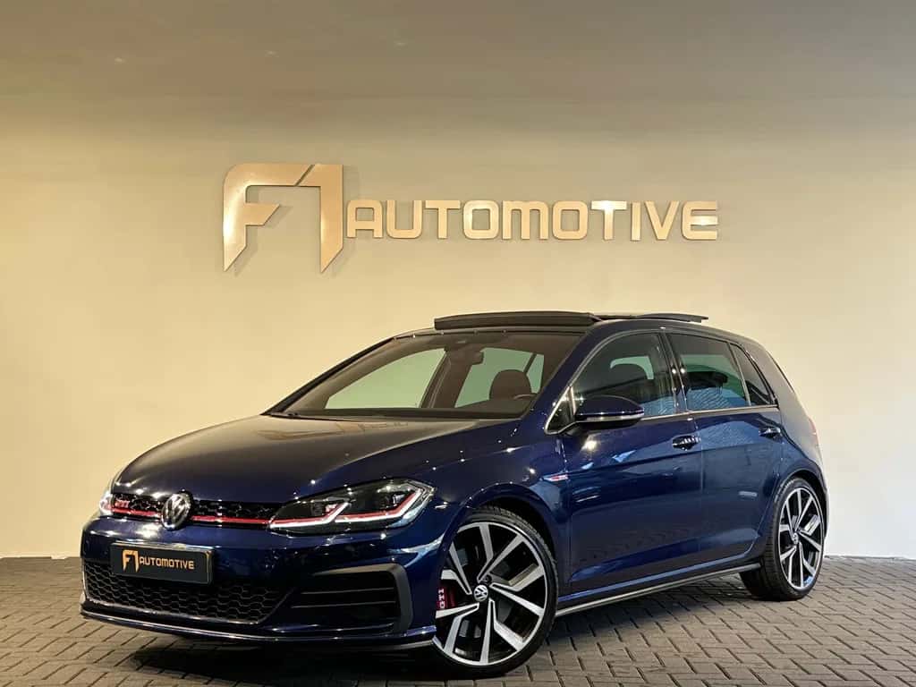 Volkswagen Golf (2017) — foto 1
