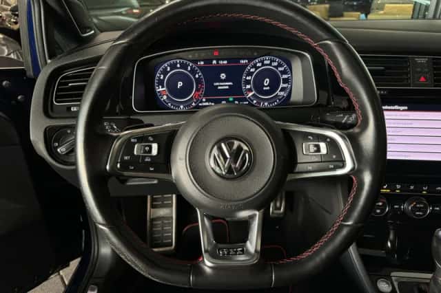 Volkswagen Golf (2017) thumbnail 14