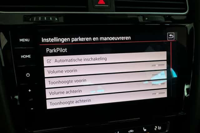 Volkswagen Golf (2017) thumbnail 26