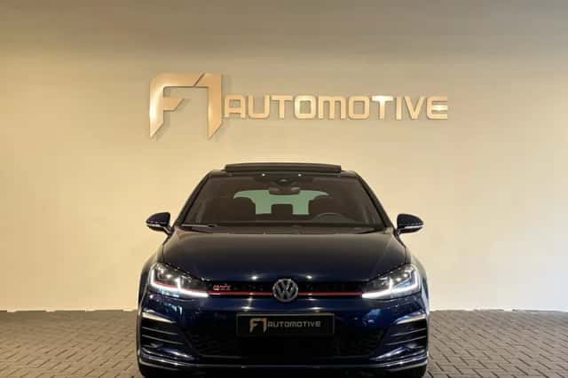 Volkswagen Golf (2017) thumbnail 9