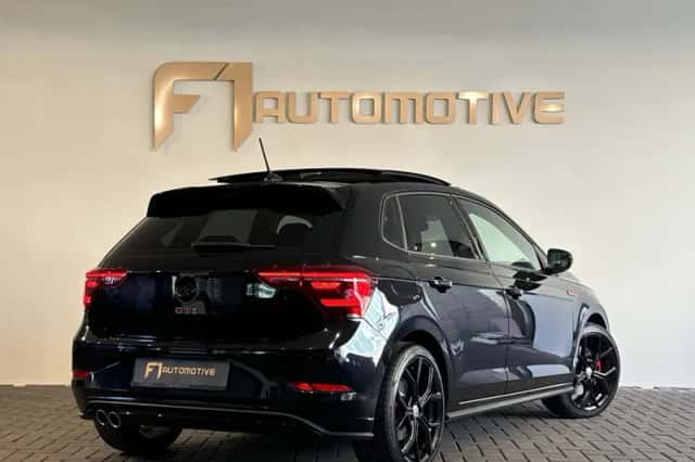 Volkswagen Polo (2023) thumbnail 3