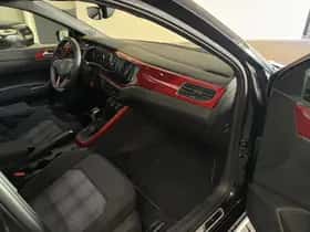 Volkswagen Polo (2023) thumbnail 24
