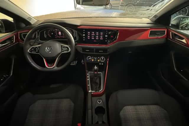 Volkswagen Polo (2023) thumbnail 4