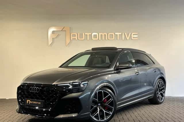 Audi RSQ8 (2024)