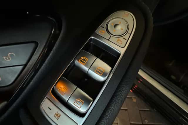 Mercedes-Benz C-Klasse (2021) thumbnail 20