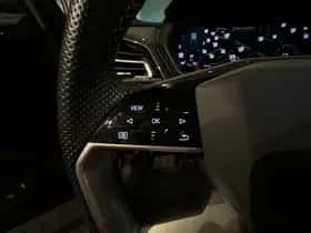 Audi Q4 (2022) thumbnail 16