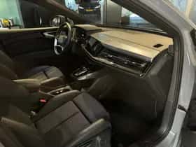 Audi Q4 (2022) thumbnail 34