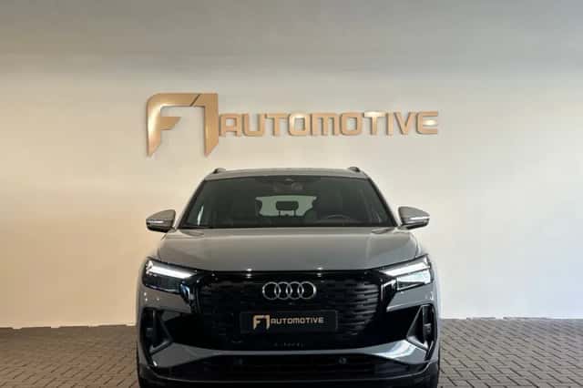 Audi Q4 e-tron (2022) thumbnail 9