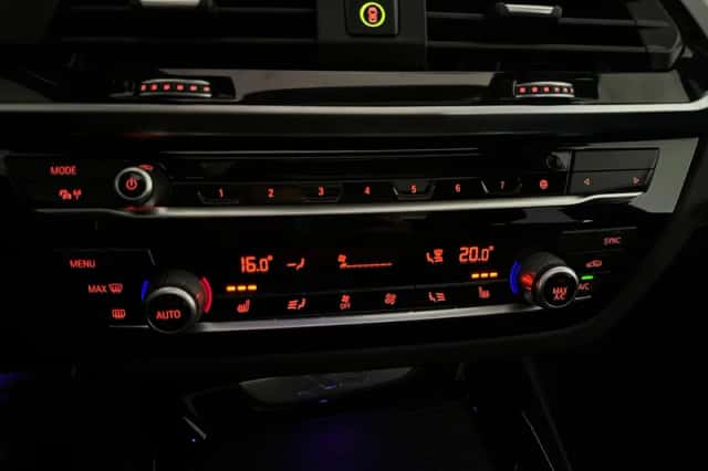 BMW X3 (2021) thumbnail 17