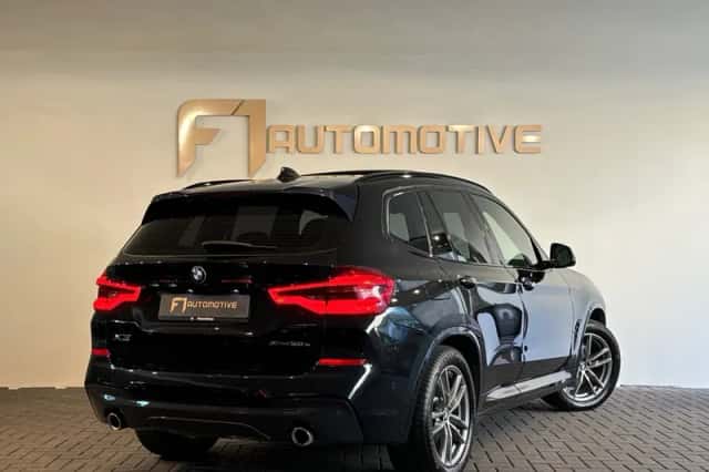 BMW X3 (2021) thumbnail 3
