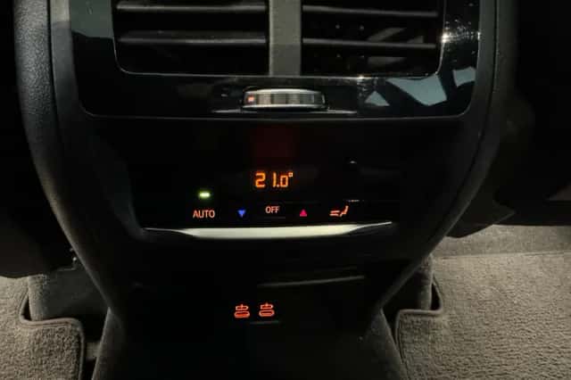 BMW X3 (2021) thumbnail 25