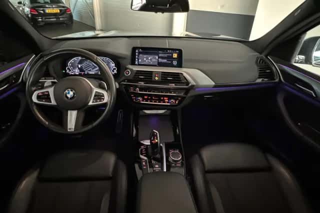 BMW X3 (2021) thumbnail 4