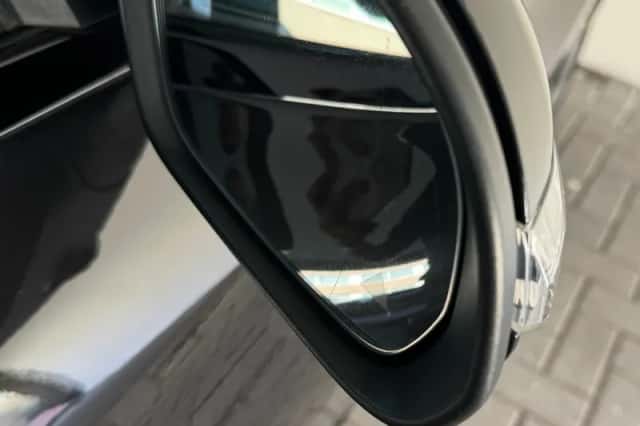 Mercedes-Benz C-Klasse (2017) thumbnail 19