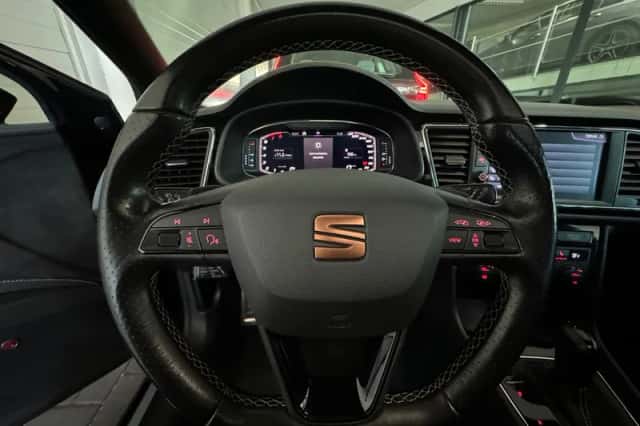 SEAT Leon (2018) thumbnail 12