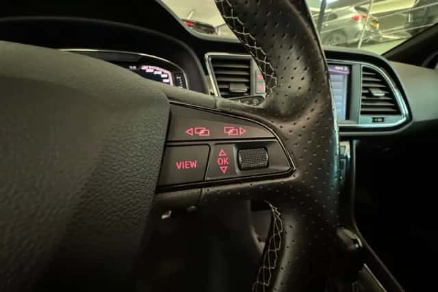 SEAT Leon (2018) thumbnail 13
