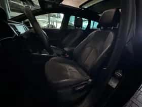 SEAT Leon (2018) thumbnail 6