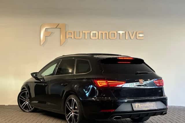SEAT Leon (2018) thumbnail 8