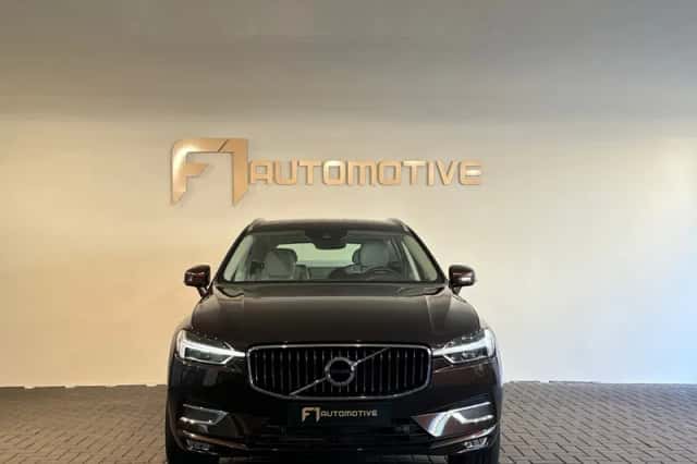 Volvo XC60 (2018) thumbnail 9