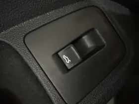 Volkswagen Tiguan (2018) thumbnail 18