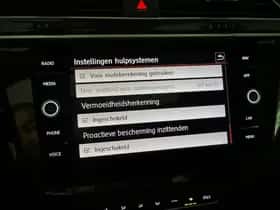 Volkswagen Tiguan (2018) thumbnail 25
