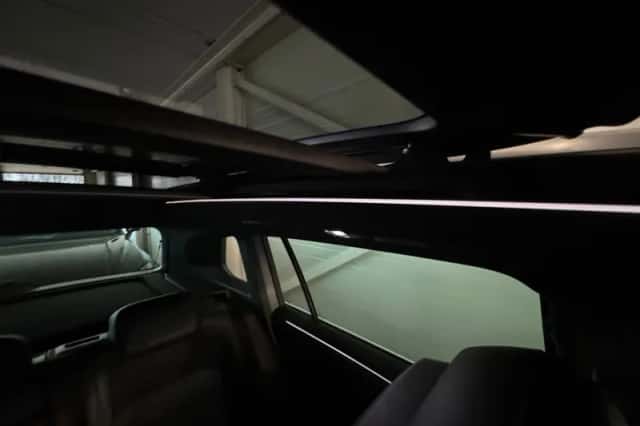 Volkswagen Tiguan (2018) thumbnail 39