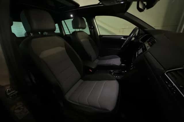 Volkswagen Tiguan (2018) thumbnail 42
