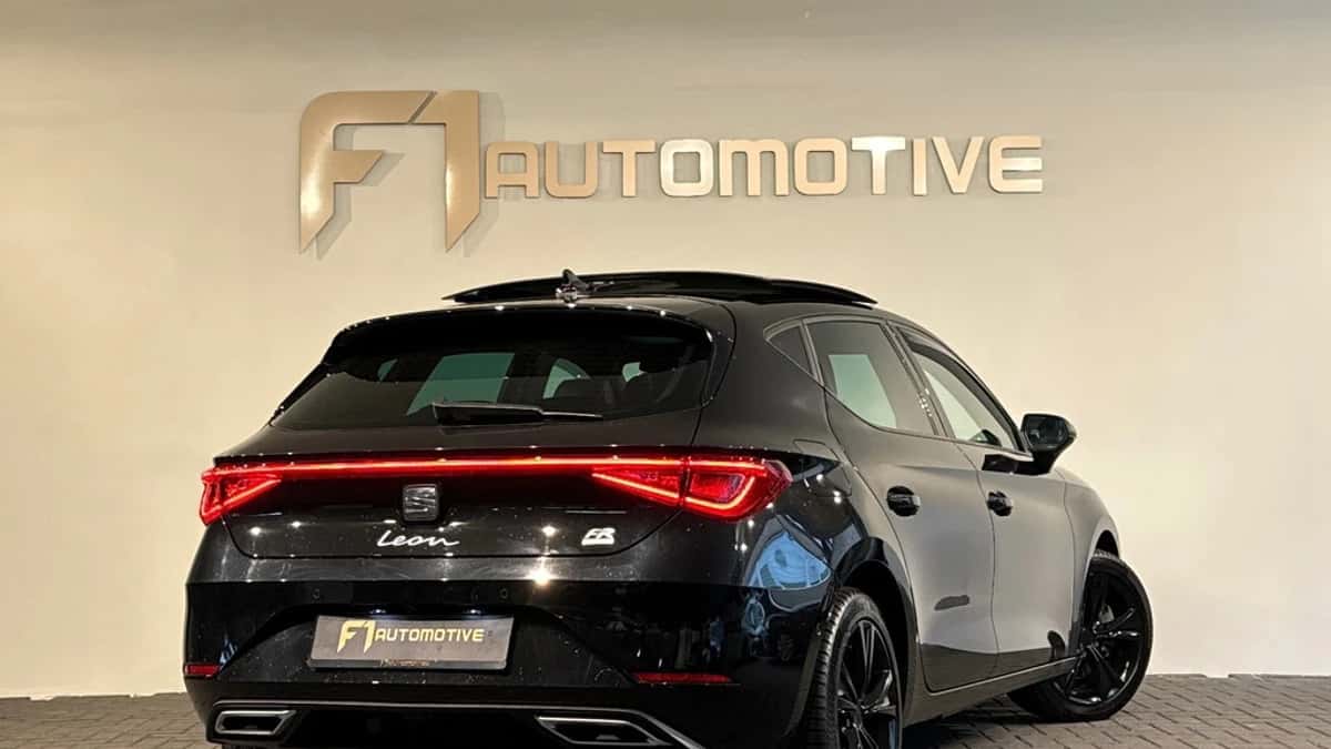 SEAT Leon (2020) — foto 1