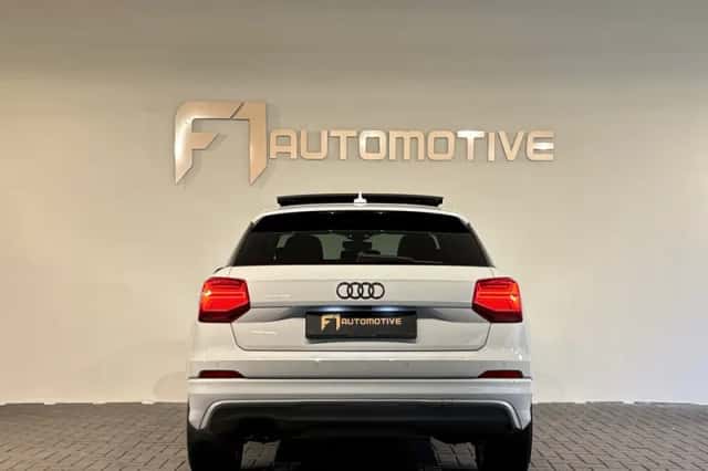 Audi Q2 (2017) thumbnail 11