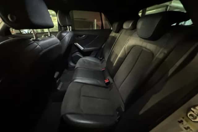 Audi Q2 (2017) thumbnail 14
