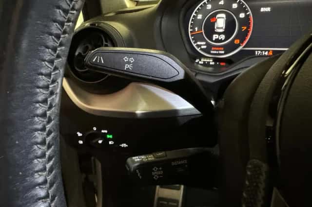 Audi Q2 (2017) thumbnail 18