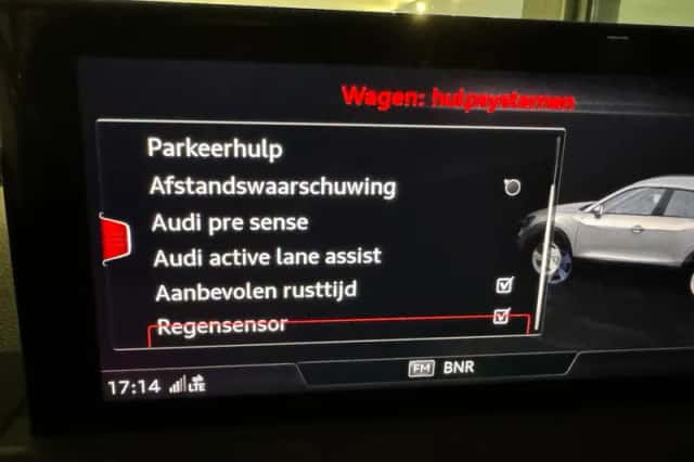 Audi Q2 (2017) thumbnail 25