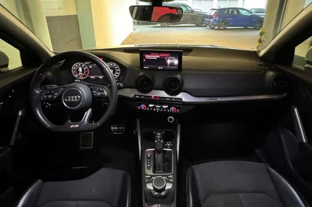 Audi Q2 (2017) thumbnail 4