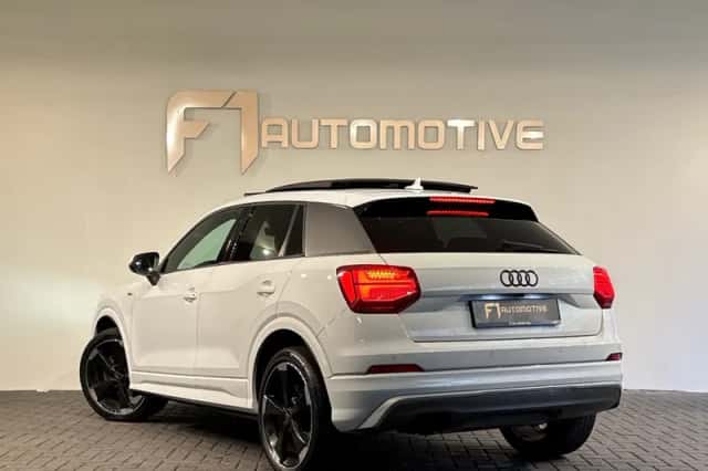 Audi Q2 (2017) thumbnail 8