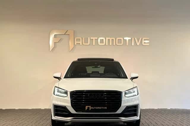 Audi Q2 (2017) thumbnail 9