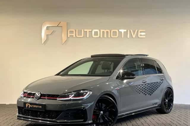 Volkswagen Golf (2019) thumbnail 1