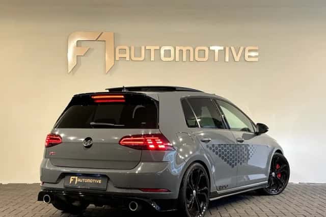 Volkswagen Golf (2019) thumbnail 3